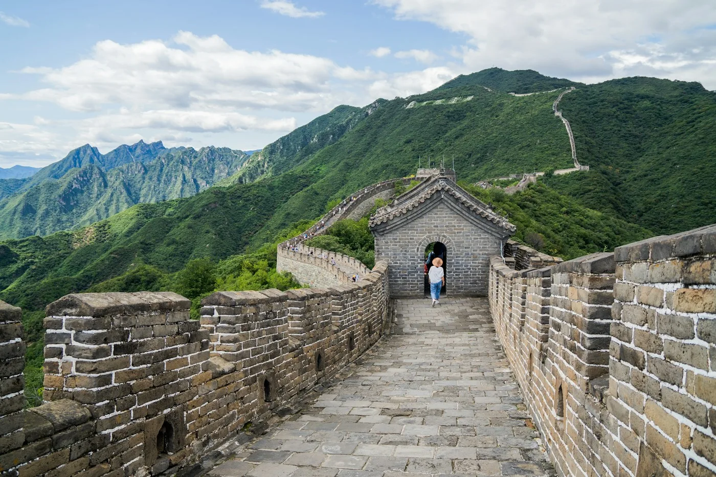 Mutianyu Great Wall · Walls and mountain contours