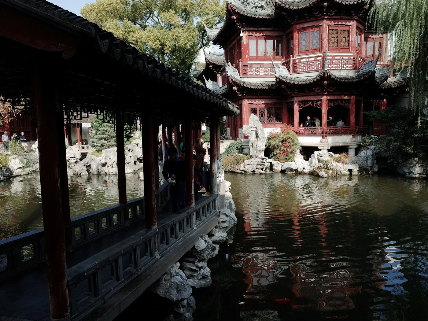 Yu Garden · Gardens and old-city memory